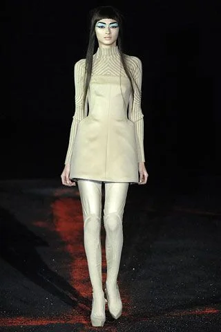 Look 3